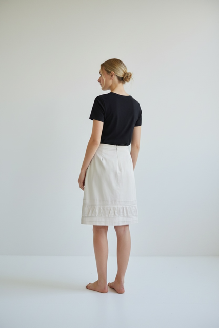 Short white Satin Skirt -Paolo Bellucci Style Quid 70