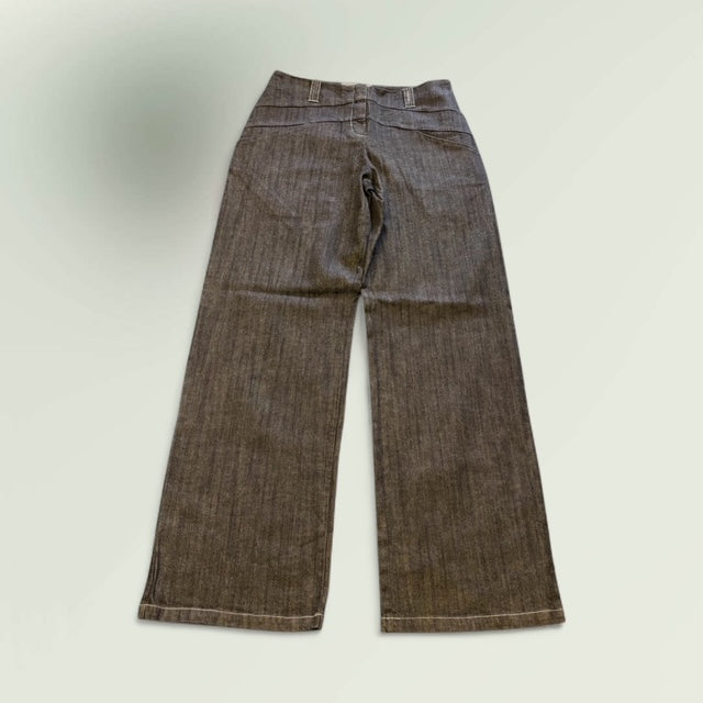 The Front -Women's High-Waisted Wide-Leg Jeans - Raw-Look Denim