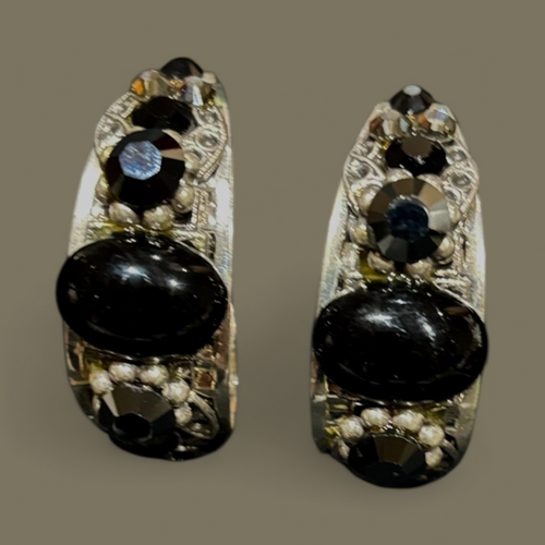 Beautiful half hoop pierced earrings with vibrant Black stones