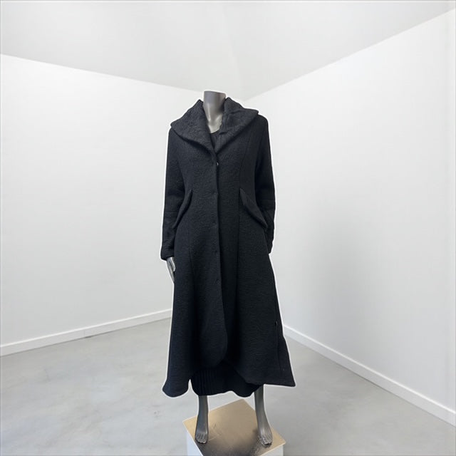 Elegant Long Black Coat - Extravagance Fashion 