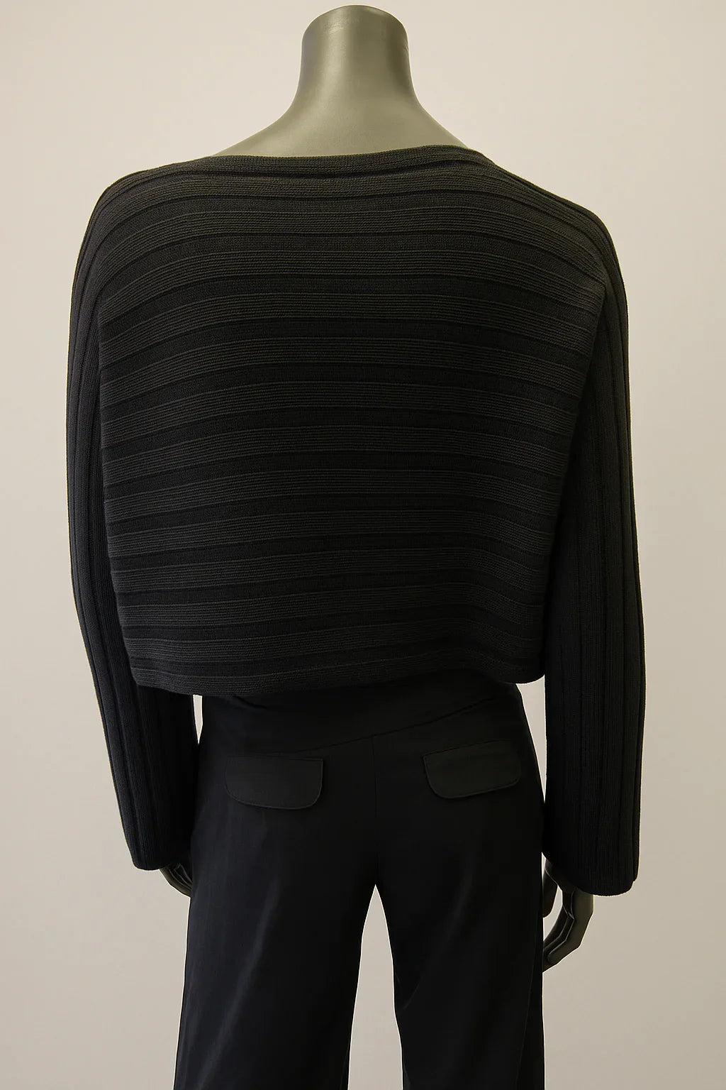 wide Ribbed boxy cropped Sweater Style no.boss 35 - Extravagance Fashion 
